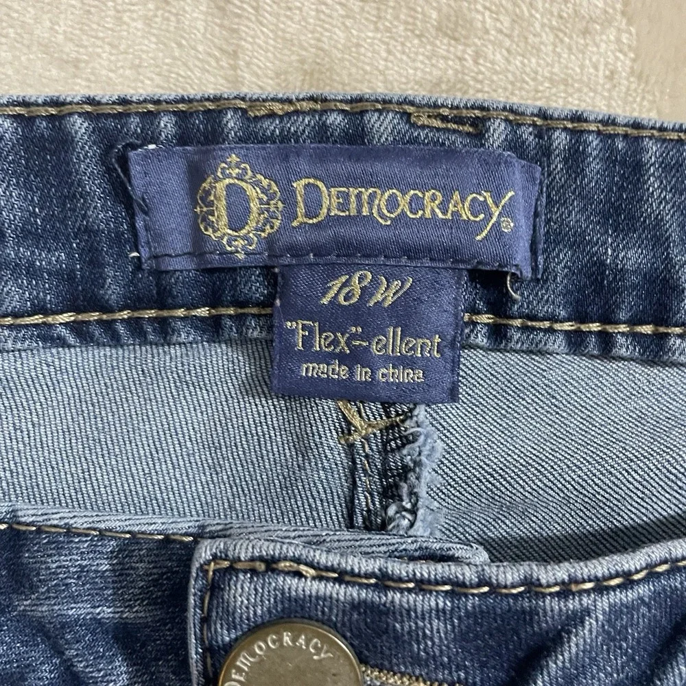 Democracy Jeans Womens Plus 18W Straight Leg‎ Blue Denim Distressed Medium Wash